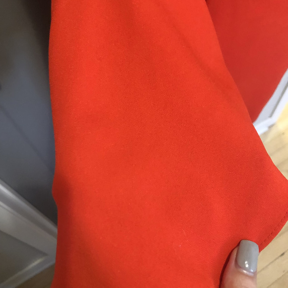 Long trumpet sleeve dress - Picture 4 of 6